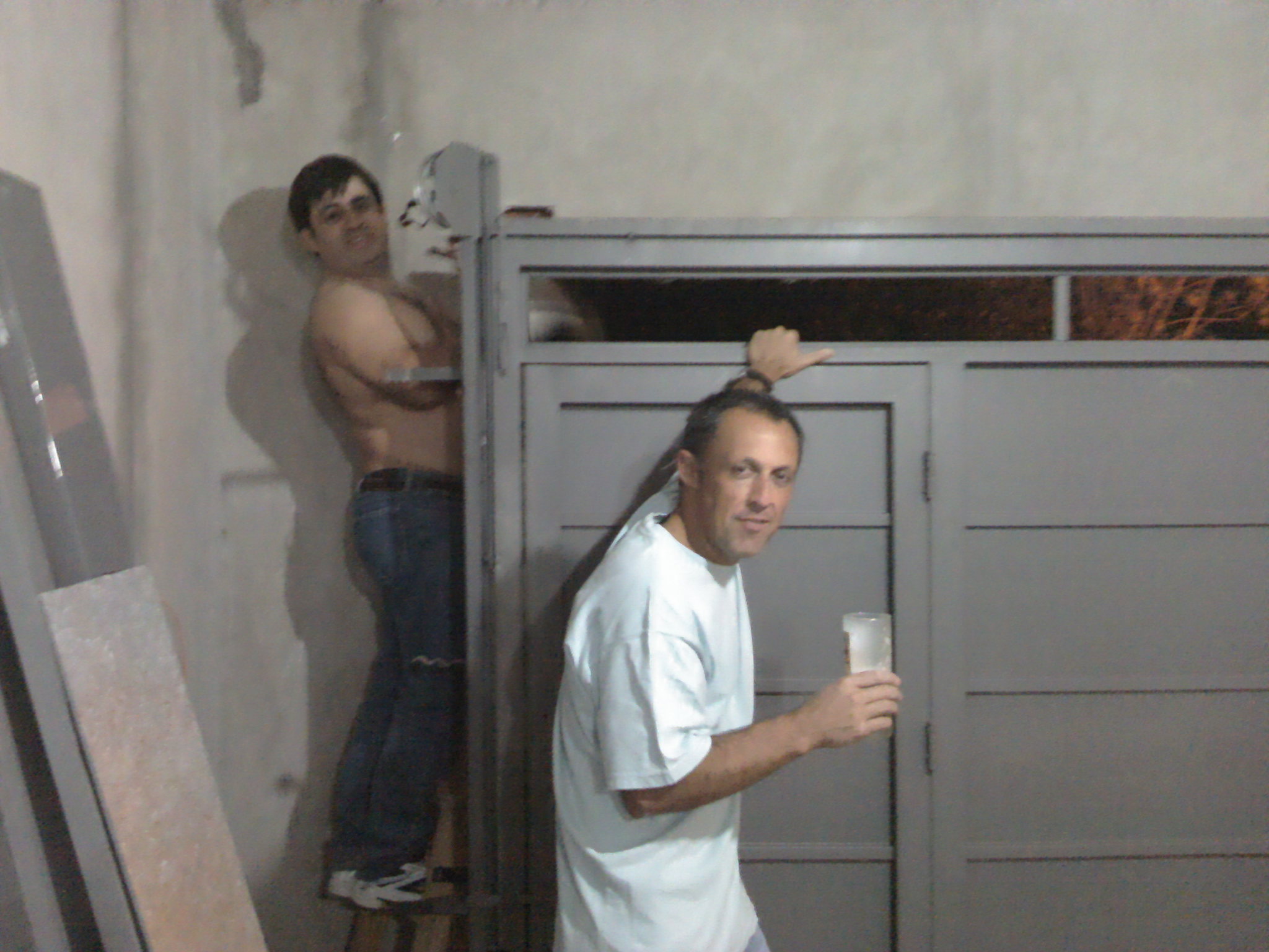 fotos/2012-05-17 - Amurando los portones/2012-05-17_19-40-59_296.jpg